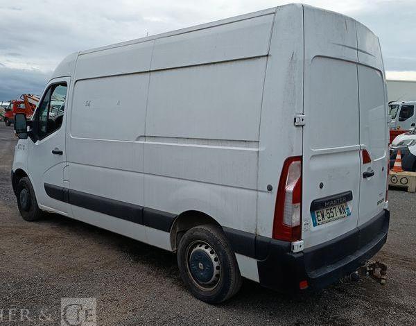 RENAULT MASTER III PHASE 2 TRACTION FOURGON L2H2 2.3 DCI 16V 130 CV – DIESEL BLANC EW-557-WN
