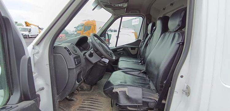 RENAULT MASTER III PHASE 2 TRACTION FOURGON L2H2 2.3 DCI 16V 130 CV – DIESEL BLANC EW-557-WN