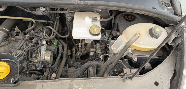 RENAULT MASTER III PHASE 2 TRACTION FOURGON L2H2 2.3 DCI 16V 130 CV – DIESEL BLANC EW-557-WN