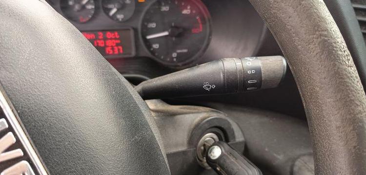 IVECO 35C12 –  BENNE SIMPLE CAB COFFRE  EW-714-HP