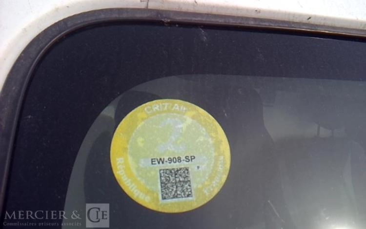 RENAULT MASTER BLANC EW-908-SP