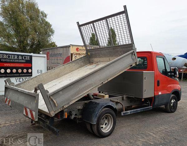 IVECO 35C12 BENNE SIMPLE CABINE COFFRE  EX-449-HB