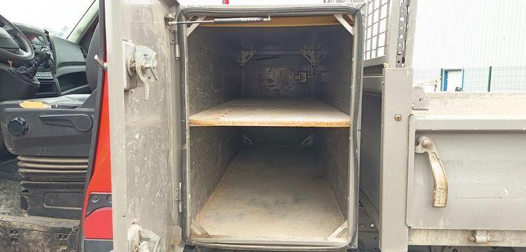 IVECO 35C12 BENNE SIMPLE CABINE COFFRE  EX-449-HB