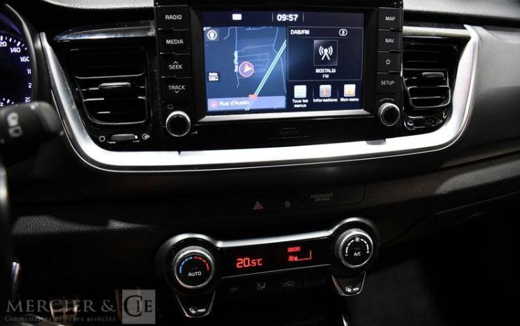 KIA S TONIC 1,0 T-GDI 120 DESIGN VERT EX-789-GP
