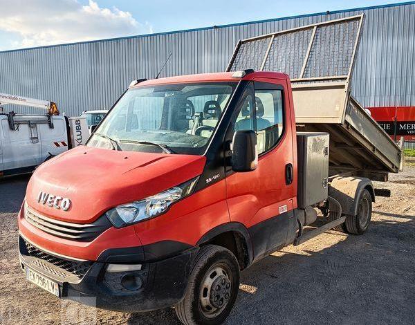 IVECO 35C12 – BENNE SIMPLE CABINE COFFRE  EX-796-LV