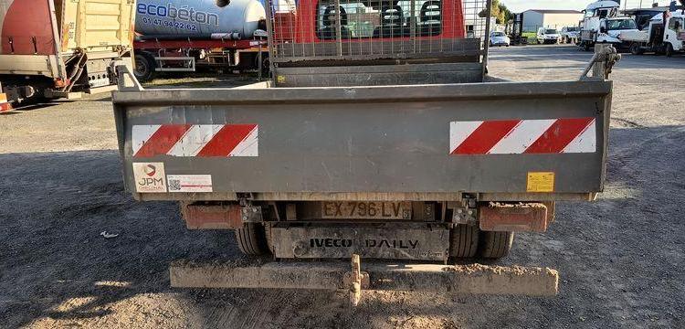 IVECO 35C12 – BENNE SIMPLE CABINE COFFRE  EX-796-LV