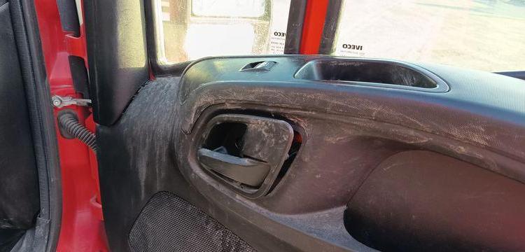 IVECO 35C12 – BENNE SIMPLE CABINE COFFRE  EX-796-LV
