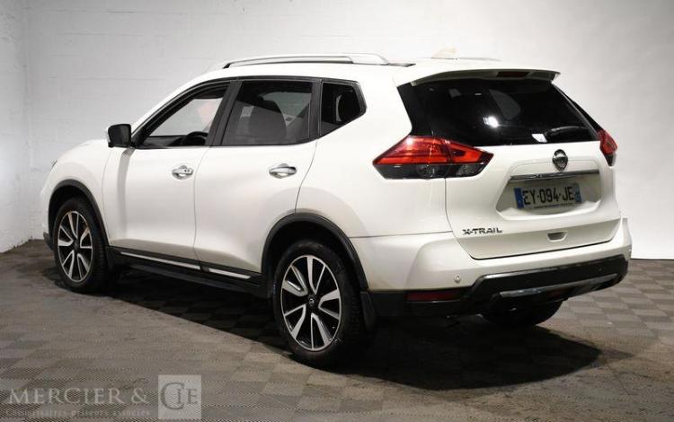 NISSAN X-TRAIL 1,6 DCI130 TEKNA 7PL BLANC EY-094-JE