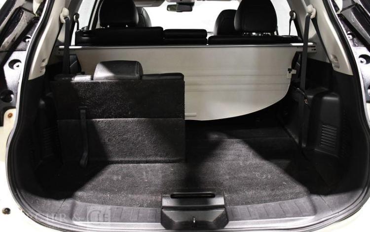 NISSAN X-TRAIL 1,6 DCI130 TEKNA 7PL BLANC EY-094-JE