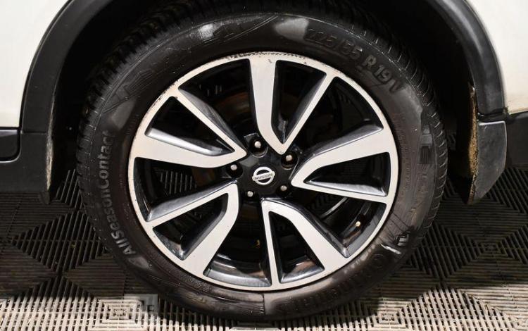 NISSAN X-TRAIL 1,6 DCI130 TEKNA 7PL BLANC EY-094-JE