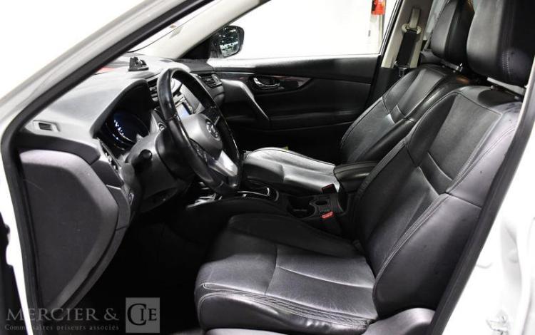 NISSAN X-TRAIL 1,6 DCI130 TEKNA 7PL BLANC EY-094-JE