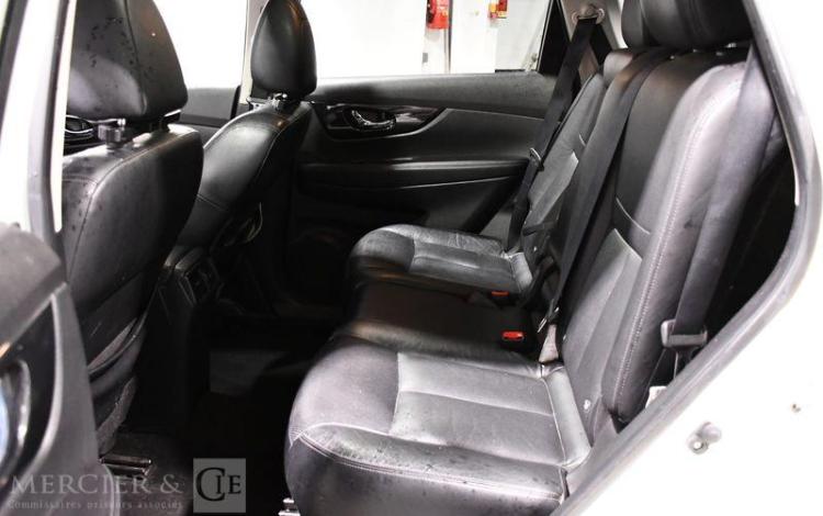 NISSAN X-TRAIL 1,6 DCI130 TEKNA 7PL BLANC EY-094-JE