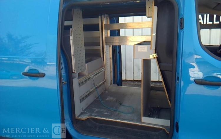 PEUGEOT EXPERT  EY-224-TW