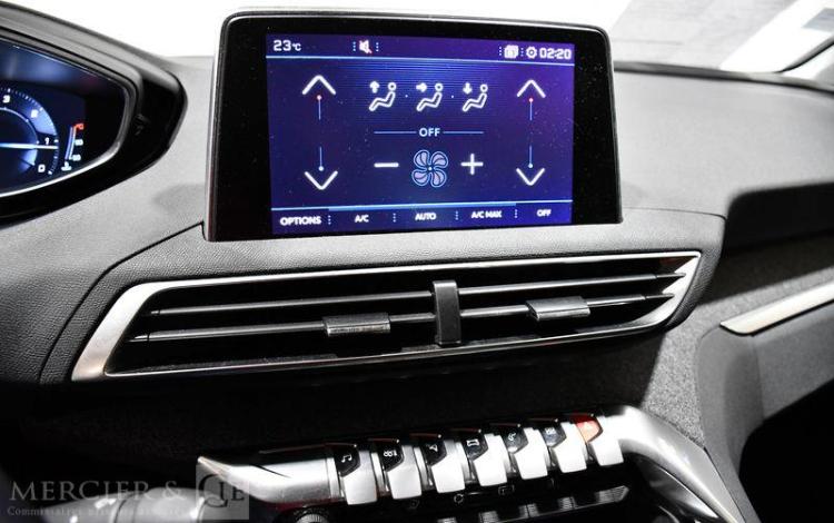 PEUGEOT 5008 1.5 BLUEHDI 130 ALLURE NOIR EY-699-ZL