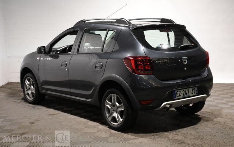 DACIA SANDERO STEPWAY 0.9 TCE 90 GRIS EZ-241-JY