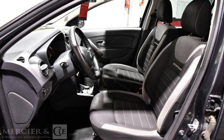 DACIA SANDERO STEPWAY 0.9 TCE 90 GRIS EZ-241-JY