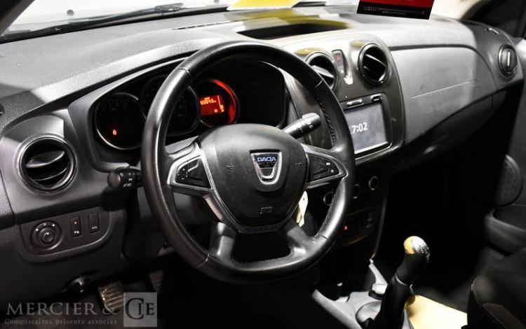 DACIA SANDERO STEPWAY 0.9 TCE 90 GRIS EZ-241-JY