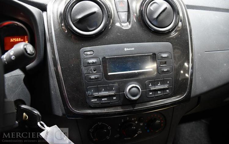 DACIA SANDERO 1.0 SCE 75 ESSENTIEL MARRON FA-472-PV
