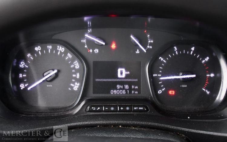 CITROEN JUMPY STD BLUEHDI 95CH BVM TAILLE M CONFORT
 JAUNE FA-988-PX