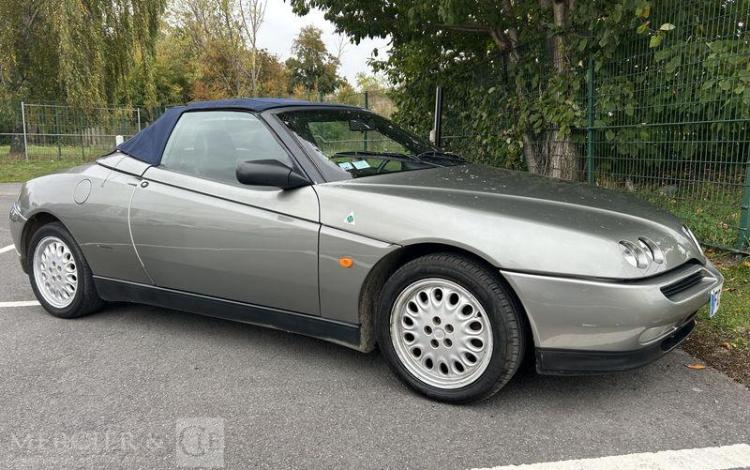 ALFAROMEO SPIDER 916 GRIS FC-032-YA
