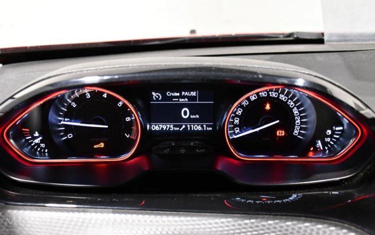 PEUGEOT 2008 1,2 PURETECH 130CH S&S BVM6 ROUGE FC-253-SW
