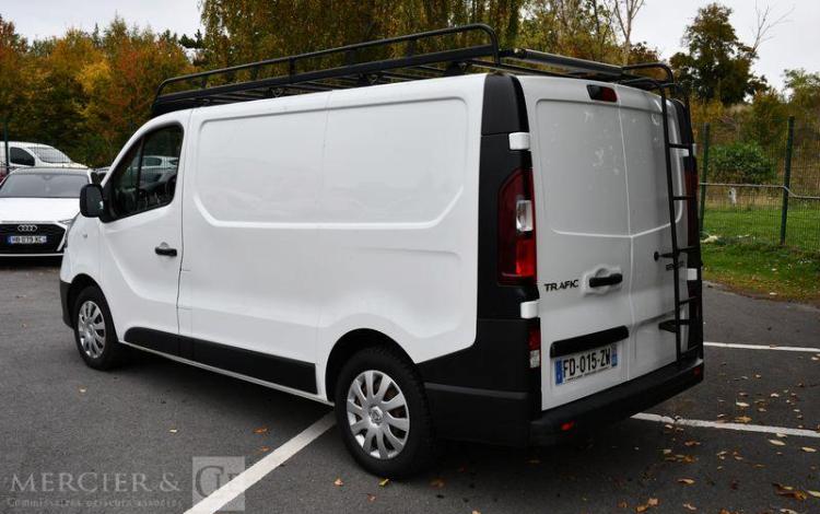RENAULT TRAFIC GCF L1H1 1000 DCI 120 BLANC FD-015-ZW