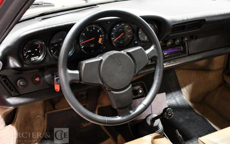 PORSCHE 911 SC TARGA  FD-613-WK
