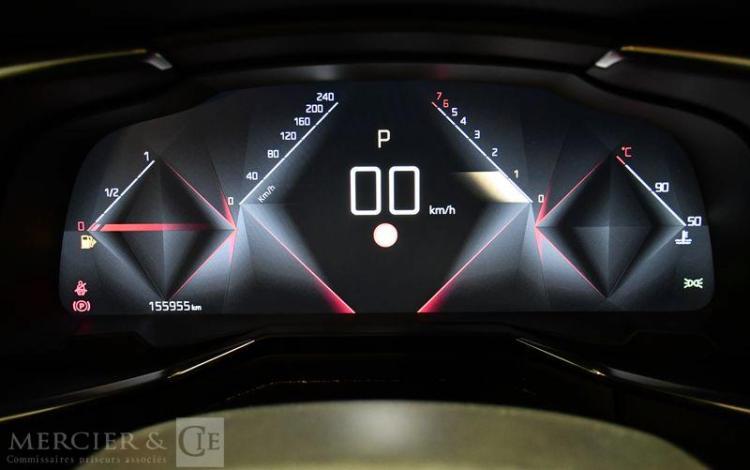 DS 7 CROSSBACK PURETECH PERFORMANCE LINE AUTOMATIQUE GRIS FD-863-KG