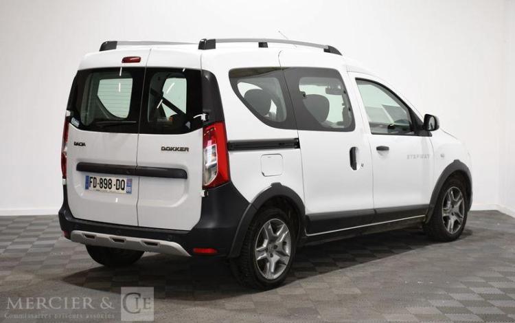 DACIA DOKKER COMBI STEPWAY 1.5 BLUEDCI 95 BLANC FD-898-DQ