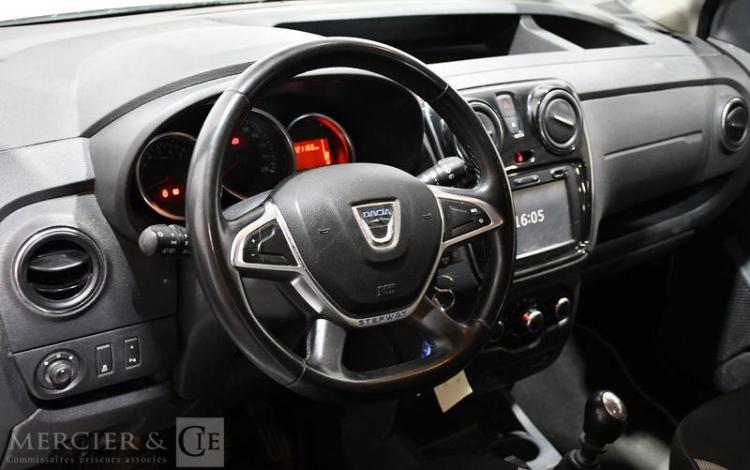 DACIA DOKKER COMBI STEPWAY 1.5 BLUEDCI 95 BLANC FD-898-DQ