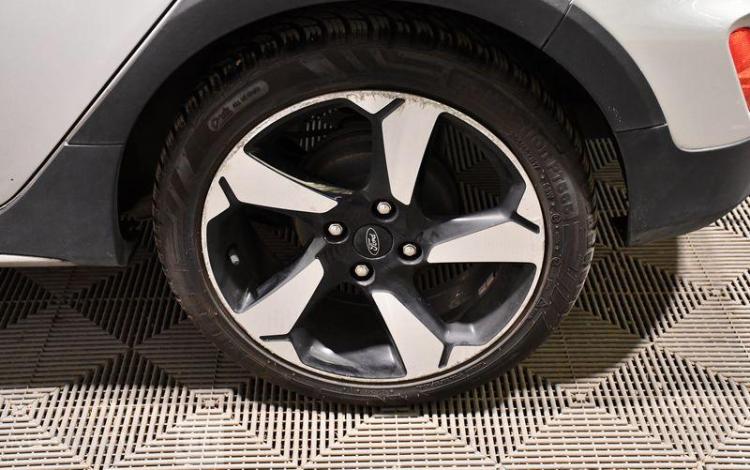 FORD FIESTA GRIS FE-603-AY