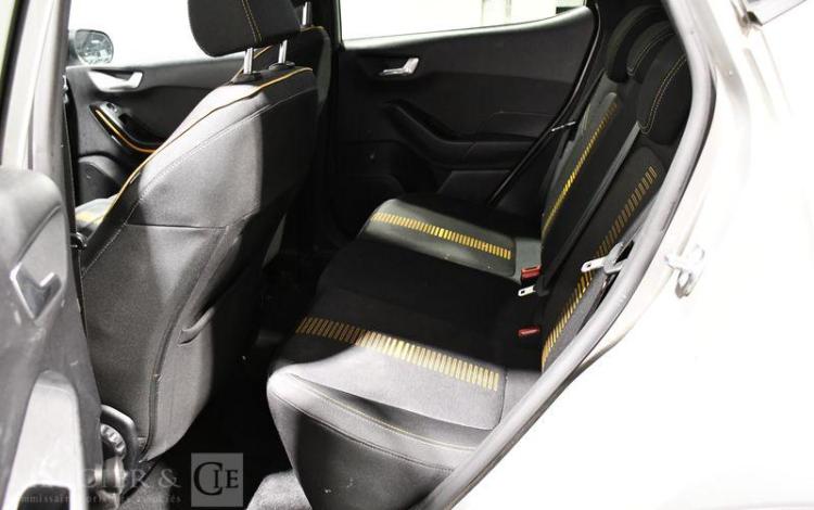 FORD FIESTA GRIS FE-603-AY