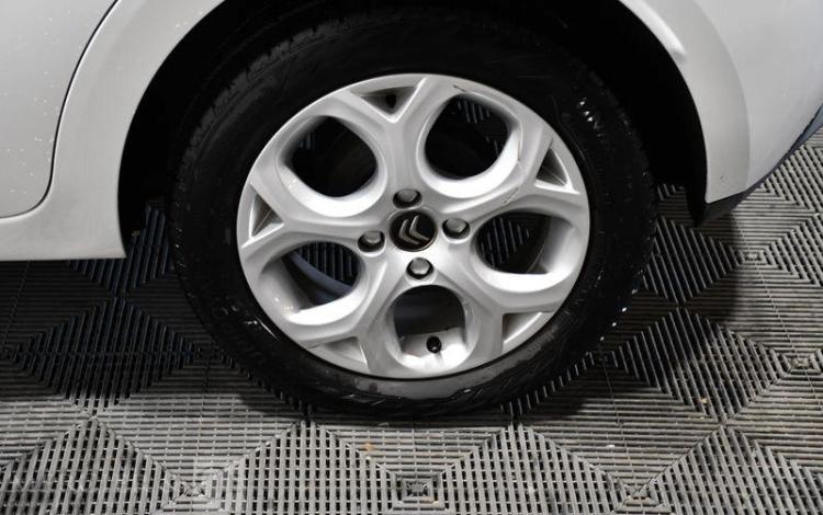 CITROEN C3 GENERATION-II 1.2 PURETECH 80CH EXCLUSIVE BLANC FG-105-GH