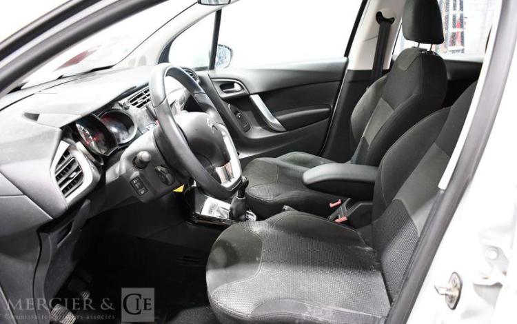 CITROEN C3 GENERATION-II 1.2 PURETECH 80CH EXCLUSIVE BLANC FG-105-GH