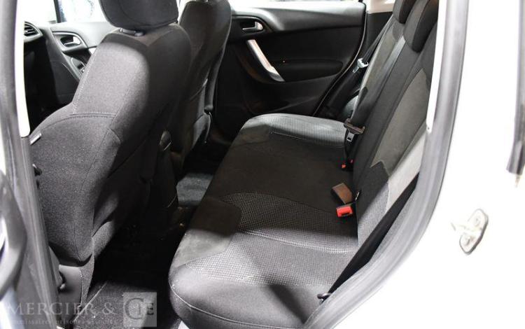 CITROEN C3 GENERATION-II 1.2 PURETECH 80CH EXCLUSIVE BLANC FG-105-GH