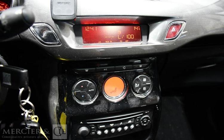 CITROEN C3 GENERATION-II 1.2 PURETECH 80CH EXCLUSIVE BLANC FG-105-GH