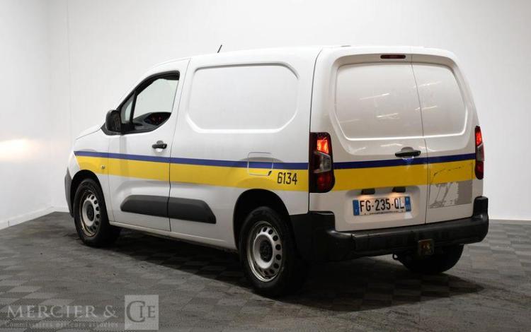 PEUGEOT PARTNER STD 100CH GRIP BLANC FG-235-QL