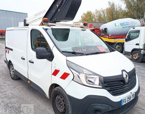RENAULT TRAFIC NACELLE  FG-256-YR