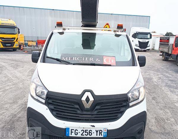RENAULT TRAFIC NACELLE  FG-256-YR