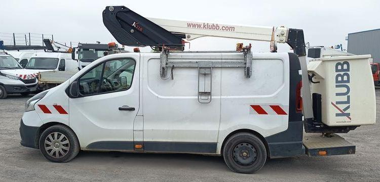 RENAULT TRAFIC NACELLE  FG-256-YR