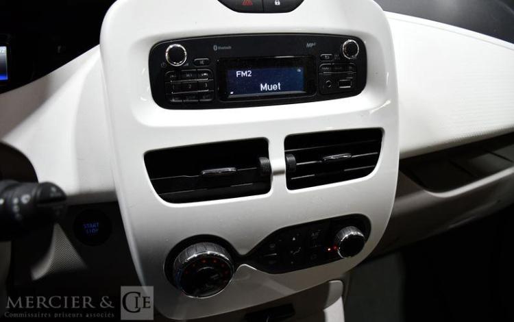 RENAULT ZOE LIFE Q90 CAHRGE RAPIDE BLANC FH-076-BR