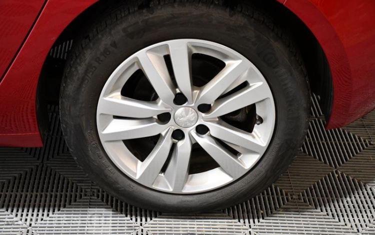 PEUGEOT 308 STE 1,5 BLUEHDI 130 S&S ROUGE FH-368-AD