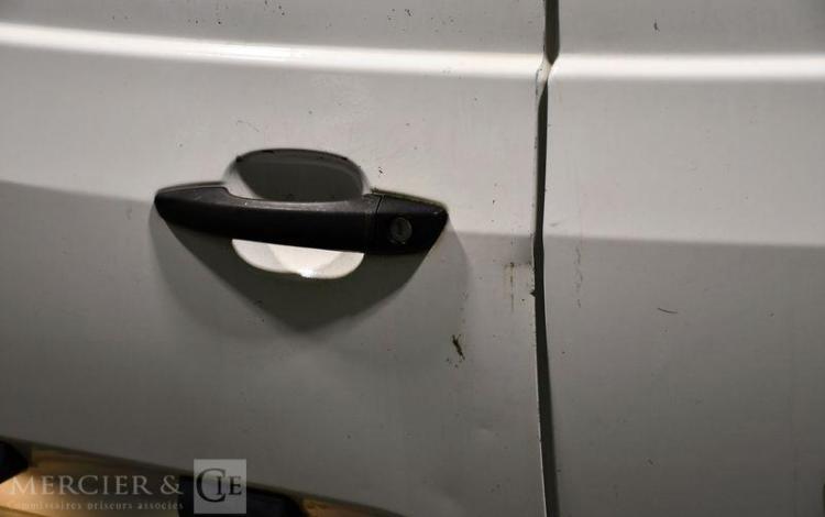 PEUGEOT PARTNER ASPHALT STANDARD 650kg BLANC FH-716-JG
