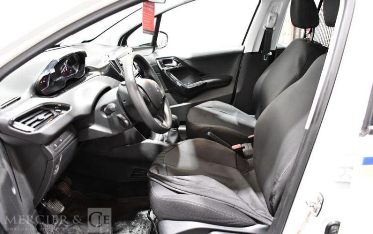 PEUGEOT 208 AFF 100CH PACK PREMIUM BLANC FJ-351-VN