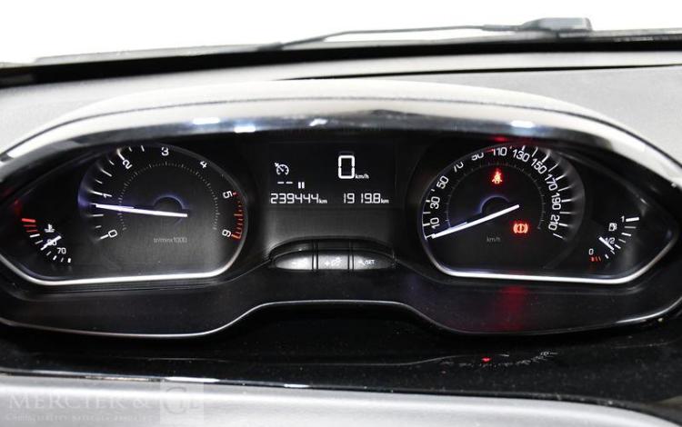 PEUGEOT 208 AFF 100CH PACK PREMIUM BLANC FJ-351-VN