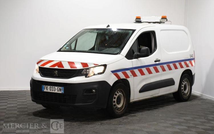 PEUGEOT PARTNER STD 100CH GRIP BLANC FK-033-GN