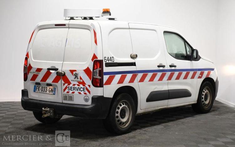 PEUGEOT PARTNER STD 100CH GRIP BLANC FK-033-GN