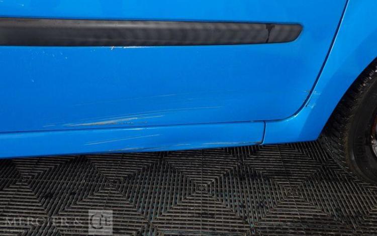 RENAULT TWINGO II DCI  FK-690-DQ