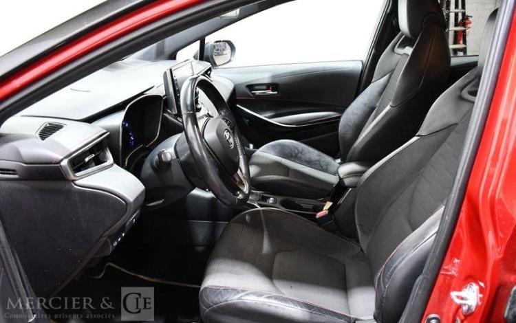 TOYOTA COROLLA ROUGE FL-232-AE