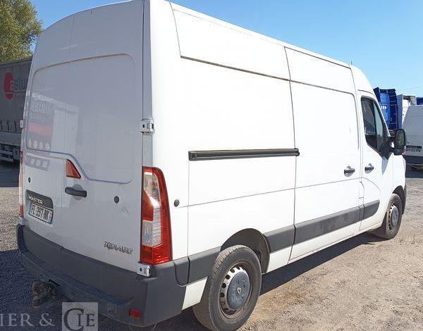 RENAULT MASTER 3 TRACTION FOURGON 2,3 DCI 16V 136 CV – DIESEL – 66745 KMS – ANNEE 2019 BLANC FL-397-NK